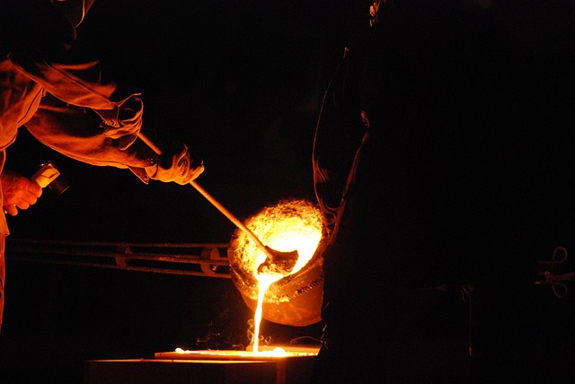Free Iron Pour photo and picture